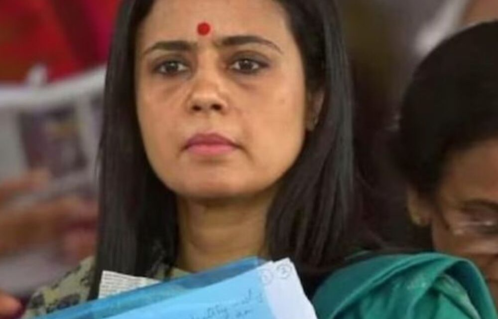 महुआ मोइत्रा की याचिका पर आज SC में सुनवाई:कैश फॉर क्वेरी केस में जा चुकी हैं सांसदी, 2024 चुनाव में TMC ने फिर उम्मीदवार बनाया