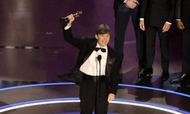Oscar 2024: जिस फिल्म पर भारत में मचा था बवाल उसके लिए सिलियन मर्फी को मिला ऑस्कर अवॉर्ड