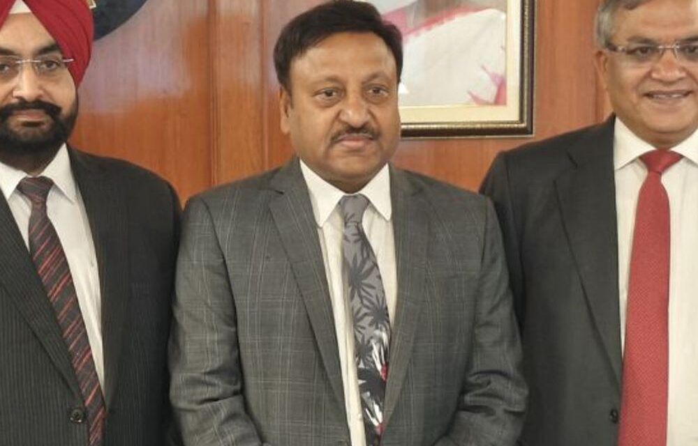 भास्कर अपडेट्स:2 नए चुनाव आयुक्तों ने पदभार संभाला; एक दिन पहले ज्ञानेश कुमार और सुखबीर संधू के नाम का ऐलान हुआ था