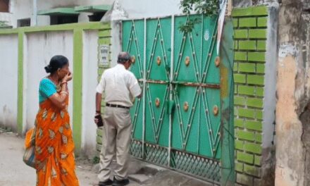 मां का शव बेटे ने 4 दिन घर में रखा:डॉक्टरों ने कहा-मर गई है, फिर खुद करने लगा इलाज, दुर्गंध फैली तो पड़ोसियों ने पुलिस बुलाई
