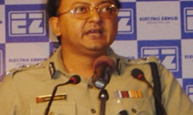 संजय मुखर्जी होंगे पश्चिम बंगाल के नए DGP:चुनाव आयोग ने एक दिन पहले राजीव कुमार को हटाया था; विवेक सहाय को कार्यभार दिया था