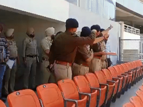 चंडीगढ़ में कल IPL में भिड़ेंगी दिल्ली-पंजाब की टीमें:मुल्लांपुर के नए स्टेडियम में होगा मैच, डेढ़ साल बाद मैदान में दिखेंगे ऋषभ पंत