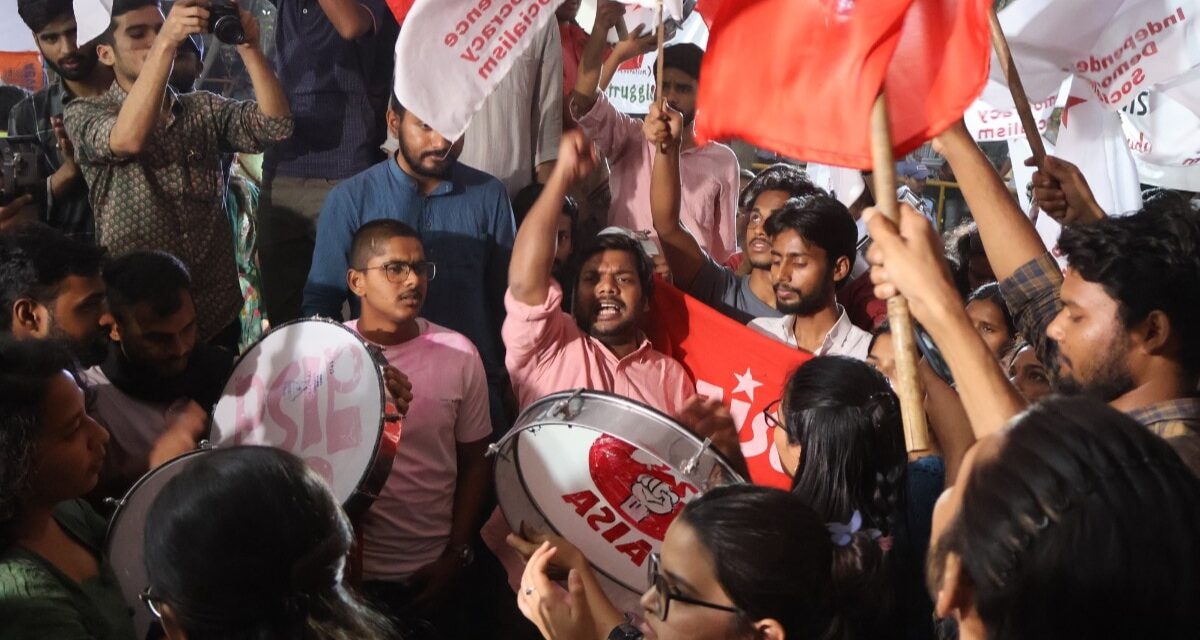 JNU छात्रसंघ चुनाव में लेफ्ट का परचम, ABVP को चारों पोस्ट पर हराया
