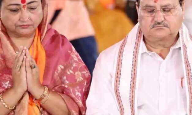 भास्कर अपडेट्स:भाजपा अध्यक्ष जेपी नड्डा की पत्नी की कार चोरी, ड्राइवर के घर से ले गए चोर
