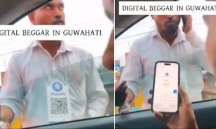 गले में QR-Code लटकाए मांगी भीख, जनता ने माना दमदार है आईडिया