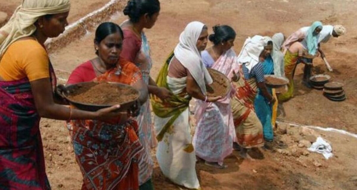 लोकसभा चुनाव से पहले सरकार ने खोला खजाना… अब मनरेगा मजदूरों को मिलेगा ज्यादा पैसा