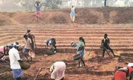 मनरेगा की नई दरें, UP-उत्तराखंड में महज 7 रुपए बढ़े:राहुल गांधी का तंज