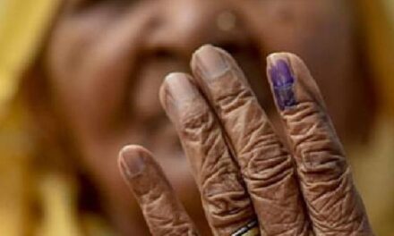 केरल में नए वोटर 80+ उम्र वालों से 57% कम:बाहर जाने के चलन और प्रजनन दर गिरने से सबसे साक्षर राज्य में बुजुर्ग बढ़े