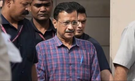 AAP को आरोपी बनाने का रास्ता खुला, क्या CM पद छोड़ेंगे केजरीवाल? दिल्ली HC के फैसले के बाद अब आगे क्या