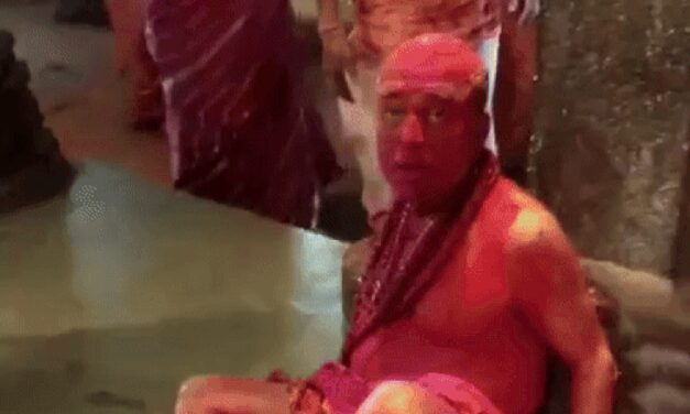 महाकाल के गर्भगृह में झुलसे सेवक की मौत:मुंबई में 16 दिन बाद दम तोड़ा; धुलेंडी पर गुलाल से लगी आग में 14 लोग झुलसे थे