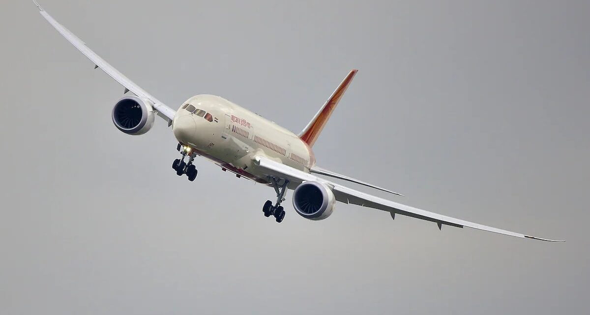 ईरान-इजरायल विवाद : Air India ने तेल अवीव के लिए उड़ानें अस्थायी रूप से किया निलंबित
