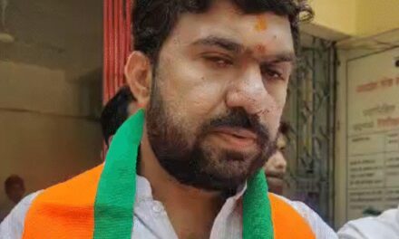 पूर्व सीएम कमलनाथ के बंगले पर पहुंची पुलिस:भाजपा प्रत्याशी की शिकायत पर कमलनाथ के पीए पर केस; फर्जी VIDEO वायरल करने का आरोप