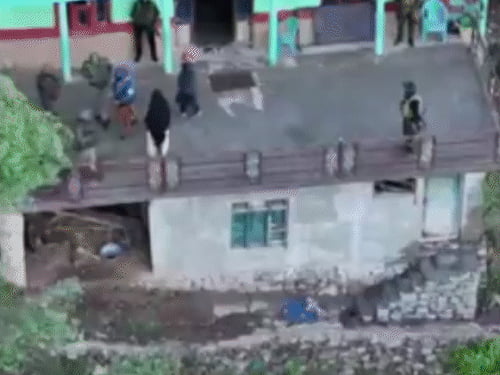 जम्मू-कश्मीर के पुंछ में आतंकियों का मददगार गिरफ्तार:पाकिस्तानी पिस्तौल और चीनी ग्रेनेड बरामद, पुलिस बोली