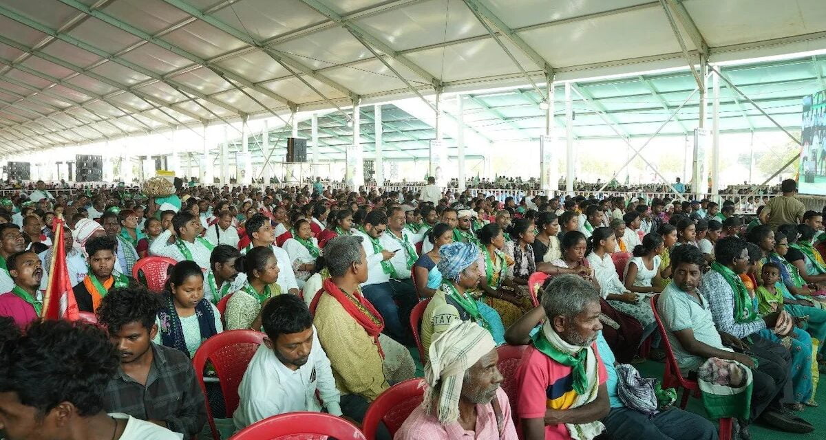 रांची: INDIA गठबंधन की रैली में दो गुटों के बीच हुई झड़प, एक-दूसरे पर फेंकी कुर्सियां