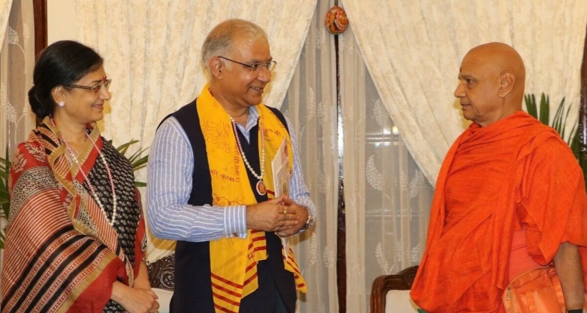 श्रीलंका में भारतीय उच्चायोग से मिले स्वामी गोविंद देव गिरि महाराज, रामायण कालीन स्थलों के विकास पर हुई चर्चा