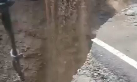 अरुणाचल प्रदेश में लैंड स्लाइड:नेशनल हाईवे-313 का बड़ा हिस्सा ढहा, चीन सीमा से सटी दिबांग वैली का संपर्क टूटा