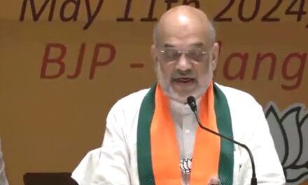 शाह बोले-75 साल में रिटायरमेंट भाजपा के संविधान में नहीं:केजरीवाल ने पूछा था