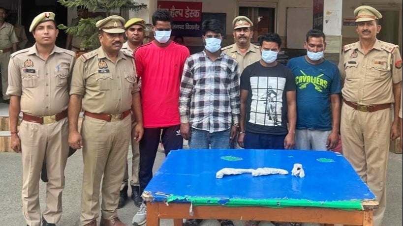 UP: प्रेमिका के घरवाले शादी के लिए नहीं थे तैयार, फंसाने के लिए सिपाही ने रची खतरनाक साजिश