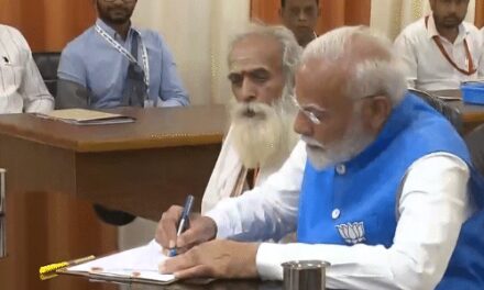 पीएम मोदी के पास न कार, न खुद का घर:पांच साल में संपत्ति 87 लाख बढ़कर 3.02 करोड़ हुई, 52 हजार 920 रुपए कैश