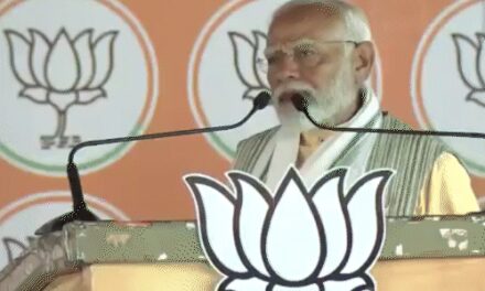 घाटशिला में PM बोले-कांग्रेस-JMM को विकास का कखग नहीं मालूम:शहजादे की भाषा नक्सलियों वाली; झारखंड के नाम से नोटों का पहाड़ याद आता है