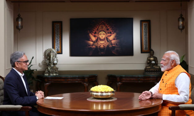 नोबेल विजेता प्रोफेसर को मैंने फोन दिखाया तो वे हैरान रह गए… PM मोदी ने सुनाया भारत की डिजिटल क्रांति का किस्सा