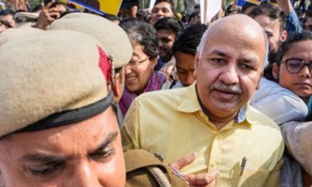 दिल्ली हाईकोर्ट ने मनीष सिसोदिया की जमानत याचिका खारिज की:बीमार पत्नी से हफ्ते में एक दिन मिल सकेंगे; 15 महीने से तिहाड़ में बंद हैं