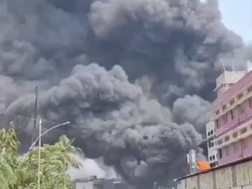 ठाणे की केमिकल फैक्ट्री में बॉयलर फटा, 5 की मौत:56 घायल; धमाके 3 किमी दूर तक सुनाई दिए, आसपास के कई घरों को नुकसान