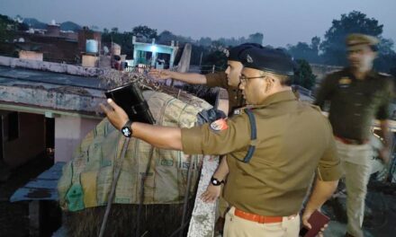 UP: लोहा पिघलाते समय फैक्ट्री में हुआ धमाका, 3 की दर्दनाक मौत, कई घायल