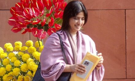 लोकसभा के लिए चुनी गईं 74 महिला सांसद, पिछले आम चुनाव के मुकाबले संख्या घटी