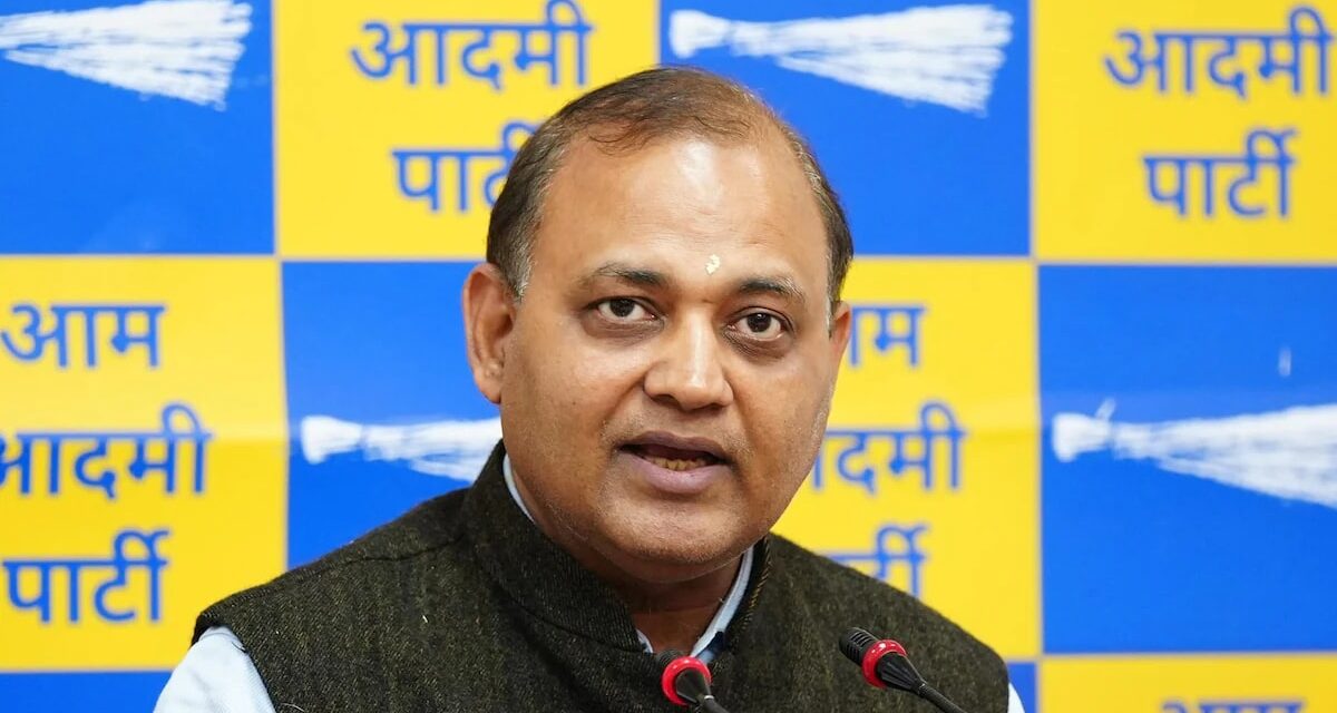 AAP नेता सोमनाथ भारती सिर मुंडवाने के वादे से मुकरे, कहा