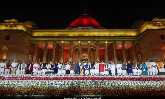 नरेंद्र मोदी फिर बने प्रधानमंत्री, पांच सहयोगी दलों का एक-एक सांसद मंत्रिमंडल में शामिल