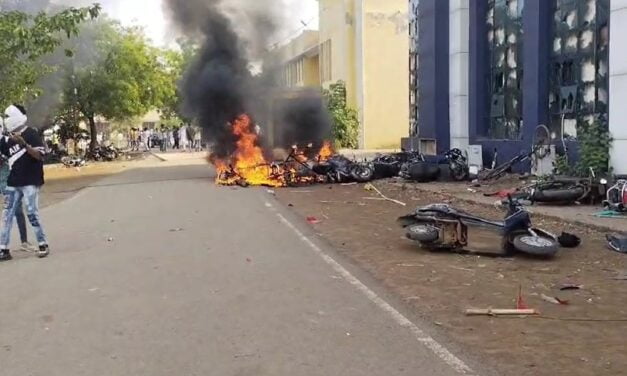 8 हजार की भीड़ ने काटा हंगामा, 25 पुलिसकर्मी घायल… छत्तीसगढ़ बलौदा बाजार हिंसा मामले में बड़ा एक्शन