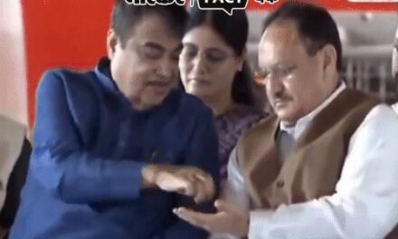क्या जेपी नड्डा और गडकरी ने गुटखा खाया:सोशल मीडिया पर लोग बोले