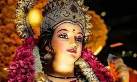 मासिक दुर्गाष्टमी पर मां दुर्गा को लगाएं इन खास चीजों का भोग, माना जाता है बेहद अच्छा