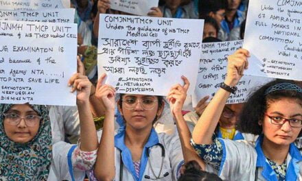 NEET काउंसलिंग रोकने से SC का फिर इनकार:कहा