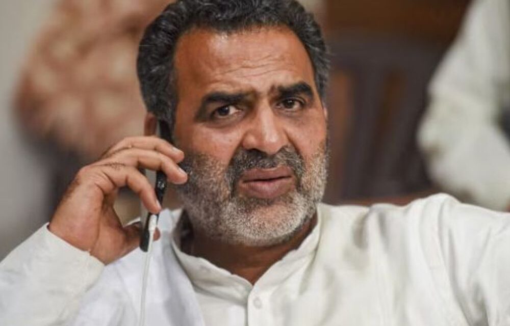 भास्कर अपडेट्स:पूर्व केंद्रीय मंत्री बालियान ने अपने खिलाफ CBI जांच की मांग की, भाजपा विधायक ने भ्रष्टाचार के आरोप लगाए थे