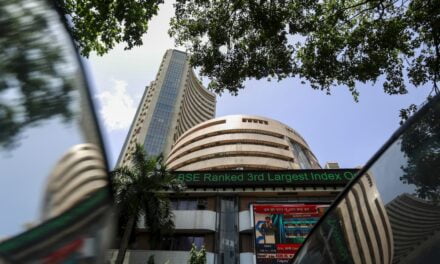 Stock Market Today: शेयर बाजार में रिकॉर्ड तेजी जारी, सेंसेक्स-निफ्टी नए ऑल टाइम हाई पर पहुंचा