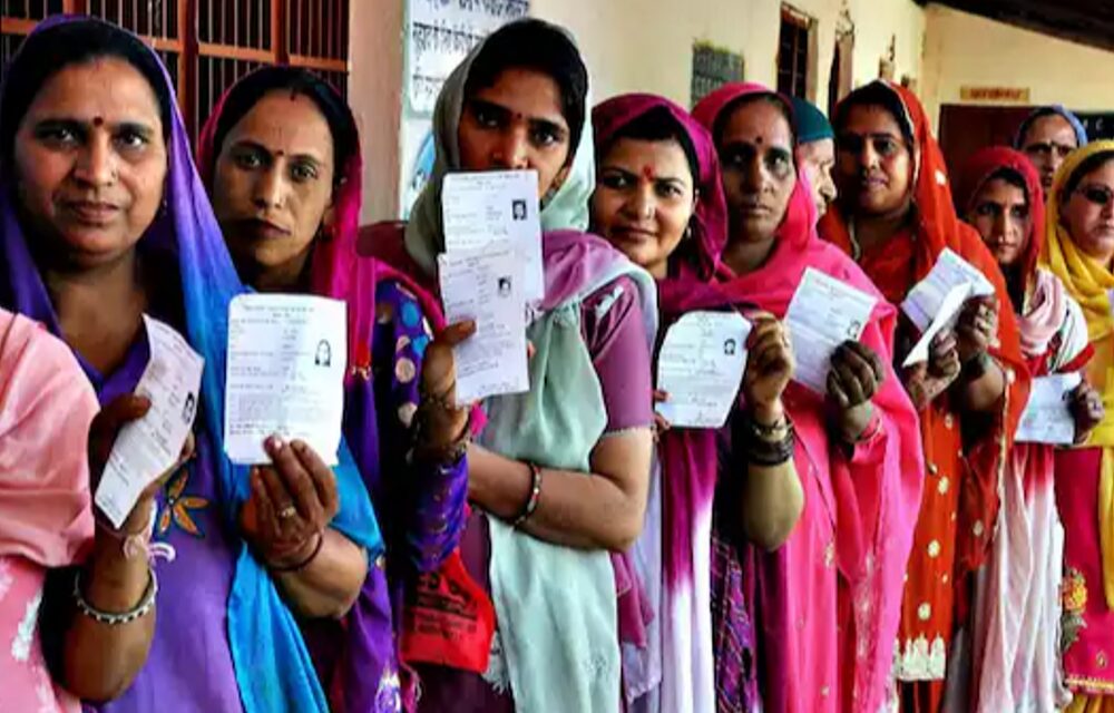 7 राज्यों की 13 विधानसभा सीटों पर उपचुनाव:पिछली बार भाजपा 3, कांग्रेस 2 सीटें जीती थी; उत्तराखंड के 3 गांवों में पहली बार पहुंची EVM