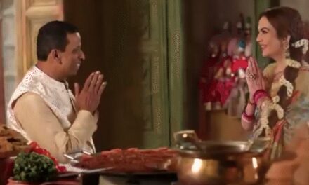 अनंत-राधिका की शादी में सजाई गई ‘मिनी-काशी’:वाराणसी की शहनाई से स्वागत, पान और चाट का स्वाद ले रहे मेहमान; नीता अंबानी ने गिनाई खूबियां