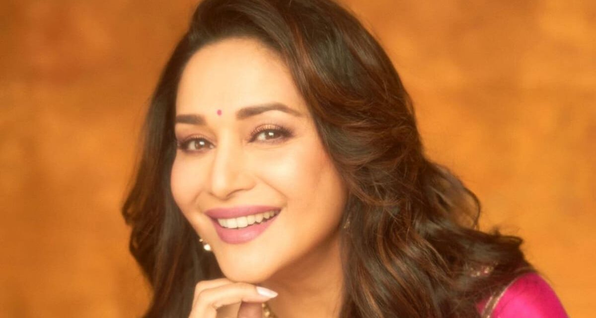 Madhuri Dixit के बताए इस हेयर ऑयल को आप भी घर में कर सकते हैं तैयार, बढ़ने लगेंगे बाल