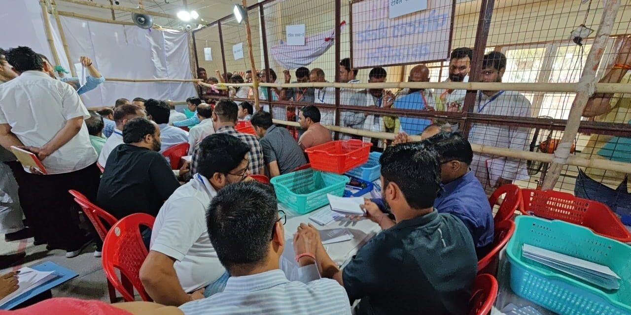 उत्तराखंड उपचुनाव रिजल्ट  विधानसभा की दोनों ही सीटों पर कांग्रेस को मिली जीत, बीजेपी को झटका