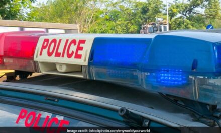 स्‍कूल के डायरेक्‍टर की पिटाई और निकालने की धमकी के बाद 11वीं के छात्र ने की आत्महत्या