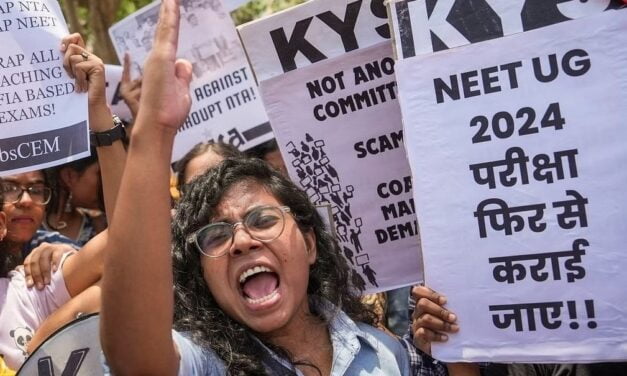 एक ही सेंटर से 70% छात्र क्वालिफाई, ये संयोग है या कुछ गड़बड़… जानें क्या कहते हैं NEET के नतीजे