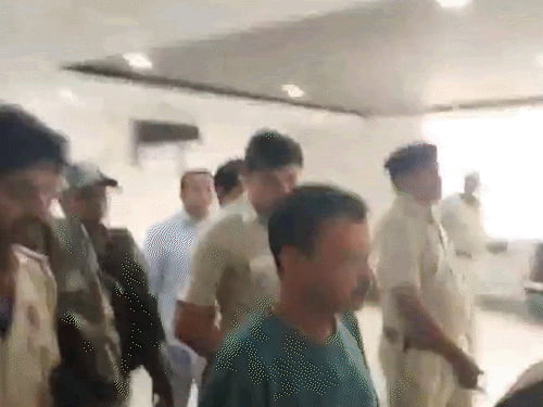 दिल्ली हाईकोर्ट आज केजरीवाल की गिरफ्तारी-अंतरिमत याचिका पर फैसला सुनाएगा:17 जुलाई को फैसला सुरक्षित रखा था; नियमित जमानत याचिका पर भी सुनवाई होगी