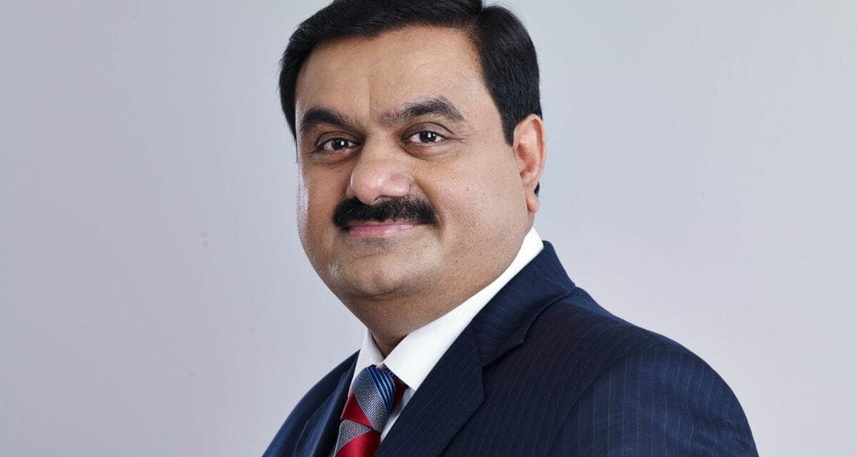 केरल लैंडस्लाइड प्रभावितों की मदद को आगे आया अदाणी ग्रुप, CM रिलीफ फंड में दिए 5 करोड़ रुपये
