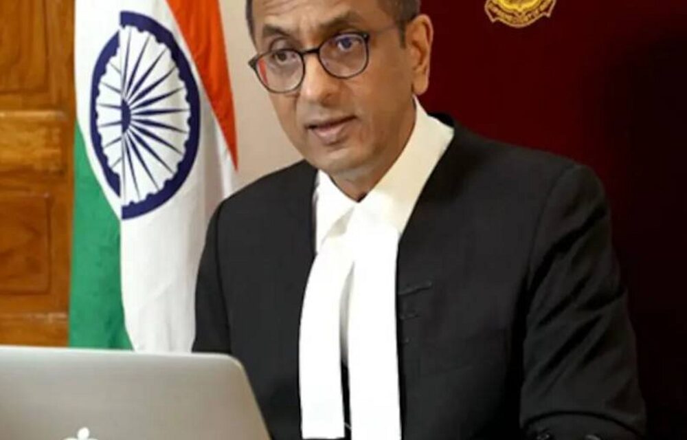 CJI की लताड़-शिवसेना की याचिकाओं पर हो रही थी सुनवाई, वकील टोक रहा था