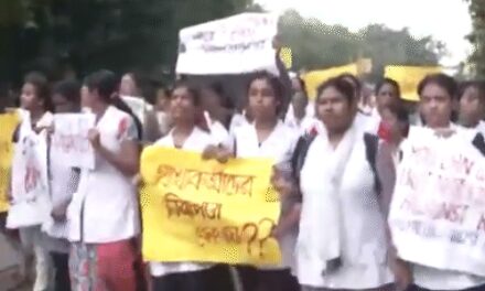 कोलकाता के हॉस्पिटल में ट्रेनी डॉक्टर से रेप, फिर हत्या:आंख-मुंह, प्राइवेट पार्ट से खून बहा, गर्दन