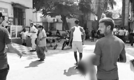इलाज के लिए तड़पता रहा बच्चा, समय पर नहीं मिले डॉक्टर; मौत के बाद बाइक से शव ले गए परिजन