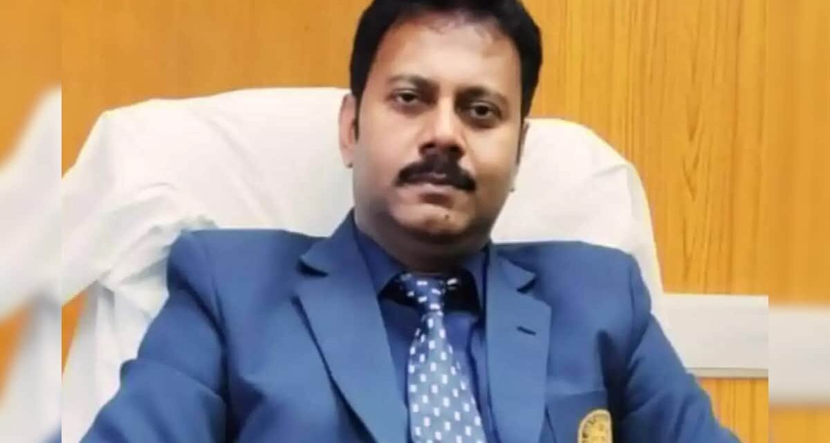 कोलकाता रेप-मर्डर की गुत्थी को सुलझाने में लगी सीबीआई, दसवें दिन भी संदीप घोष से पूछताछ जारी