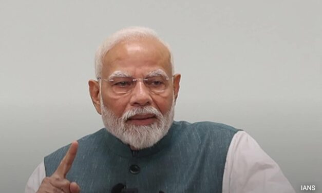 PM मोदी ने पुतिन से फोन पर की बात, रूस-यूक्रेन जंग रोकने के लिए कहा